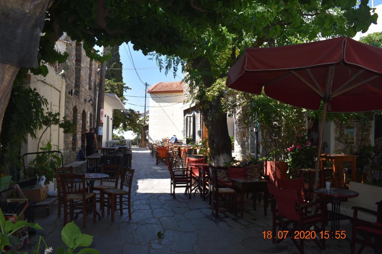 The Central House! Raches  Dış mekan fotoğraf